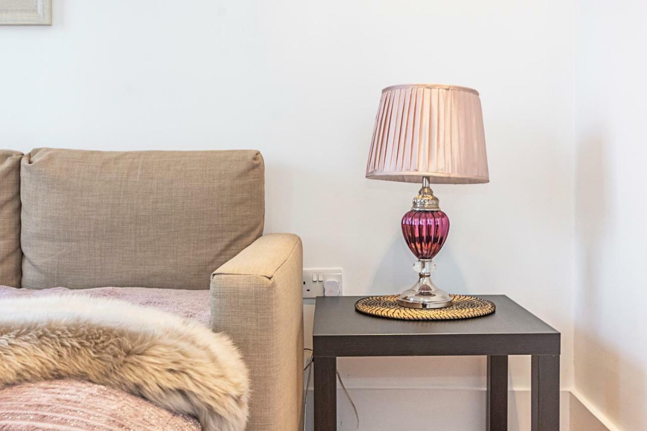 Knightsbridge Dream Apartment Londra Esterno foto